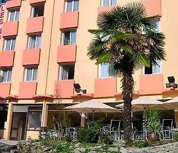 Des Rosiers Hotel 3*