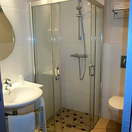 Hotel Des Rosiers