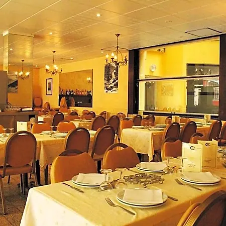 Hotel Des Rosiers 3*