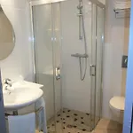 Otel Des Rosiers 3*