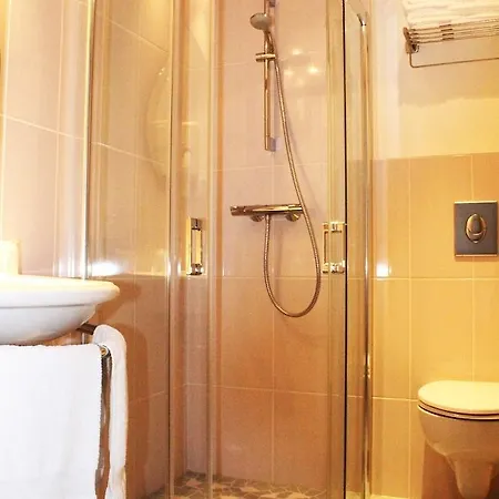 Hotel Des Rosiers